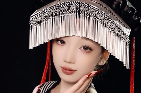 彝族经典造型