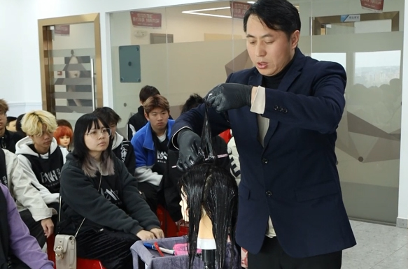 美发班课堂实操
